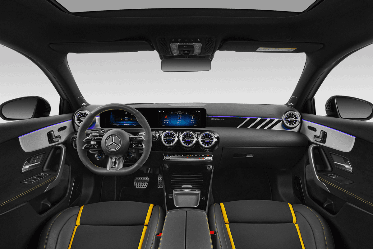 Armaturenbrett eines Mercedes A-Klasse