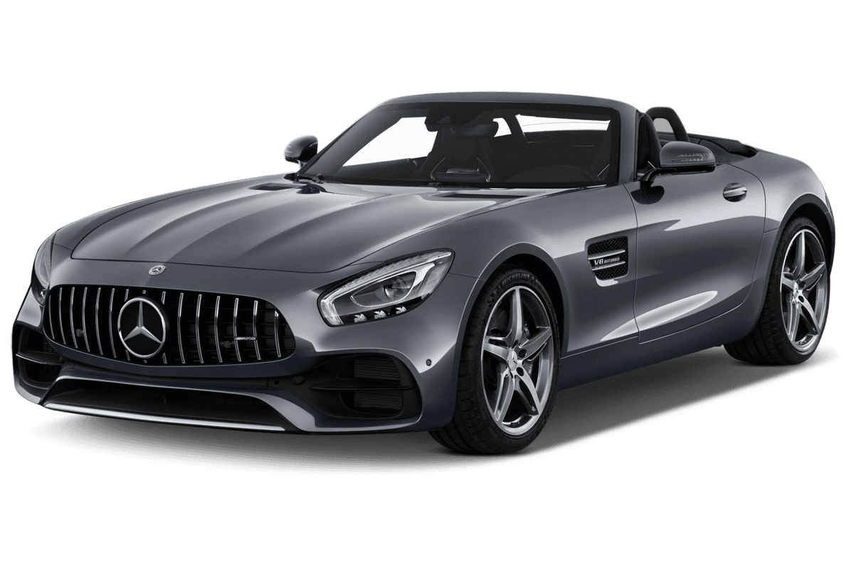Schräge Frontansicht eines Mercedes AMG GT Roadster, freigestellt