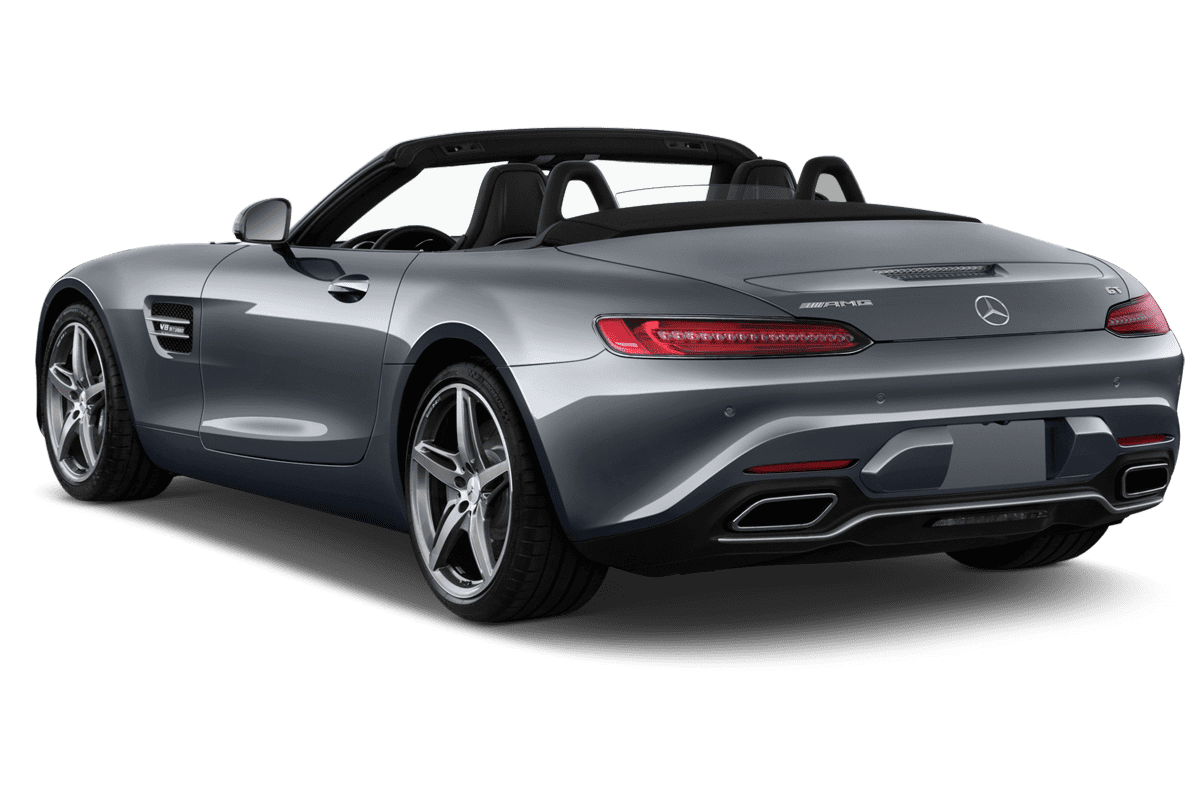 Schräge Heckansicht eines Mercedes AMG GT Roadster, freigestellt