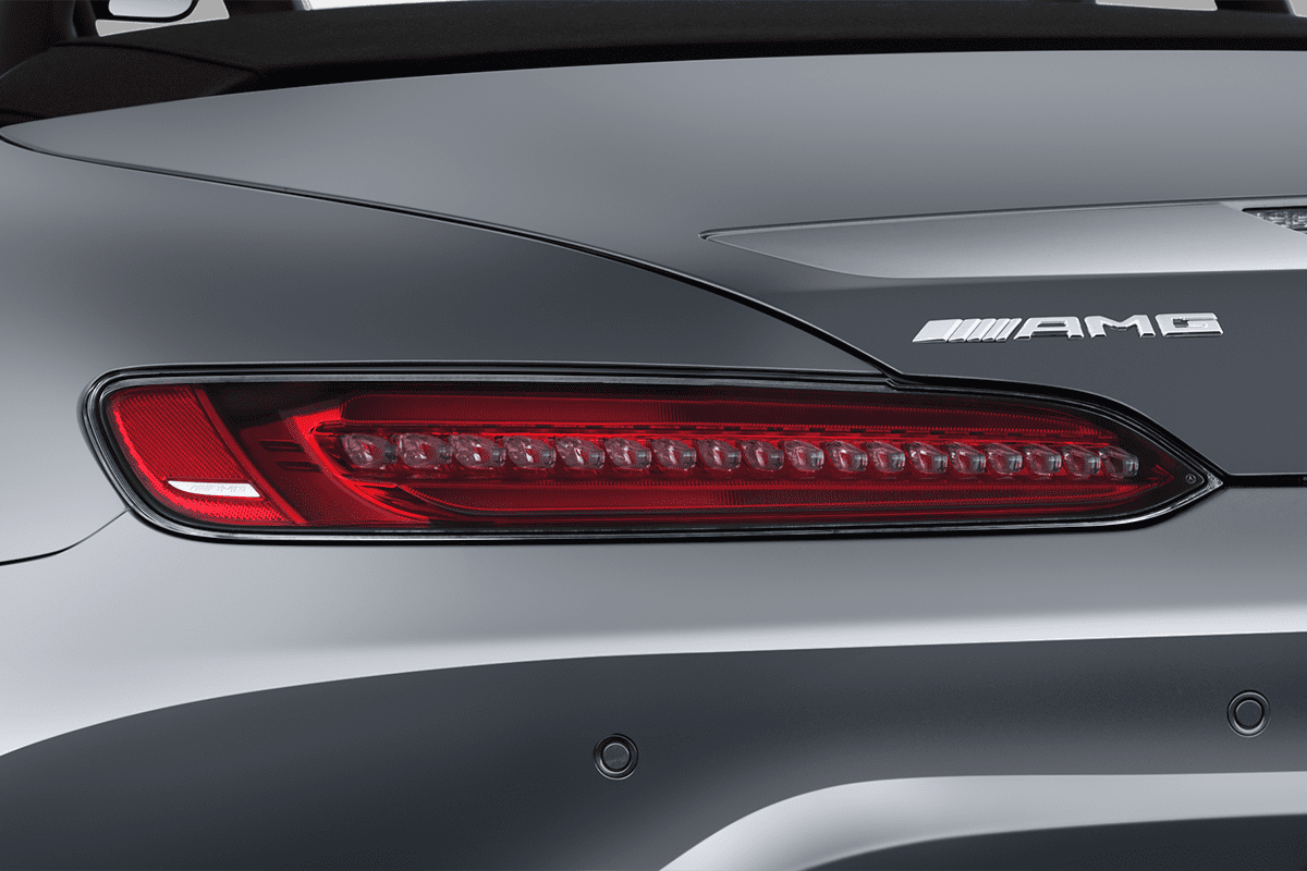 Heckleuchten eines Mercedes AMG GT Roadster