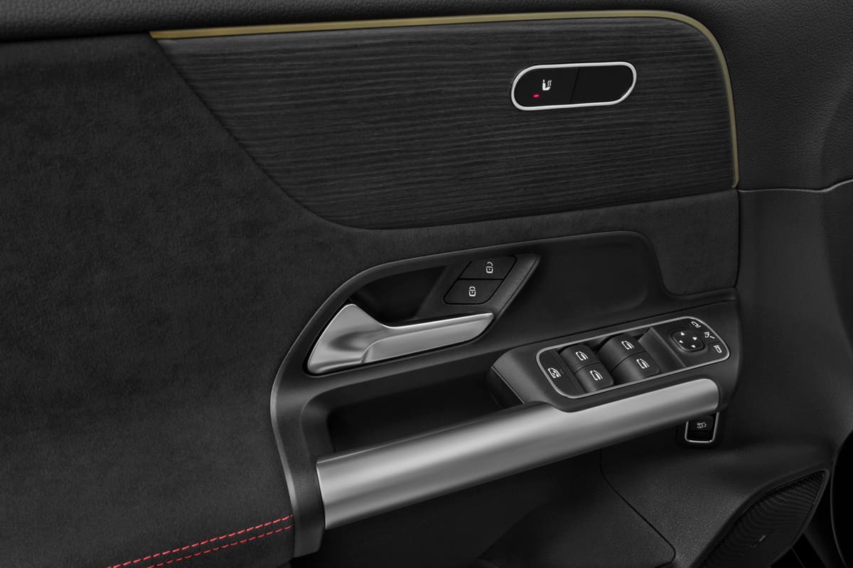 Türsteuerung eines Mercedes B-Klasse Sports Tourer Plug-In-Hybrid