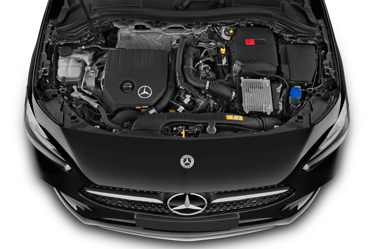 Motorraum eines Mercedes B-Klasse Sports Tourer Plug-In-Hybrid