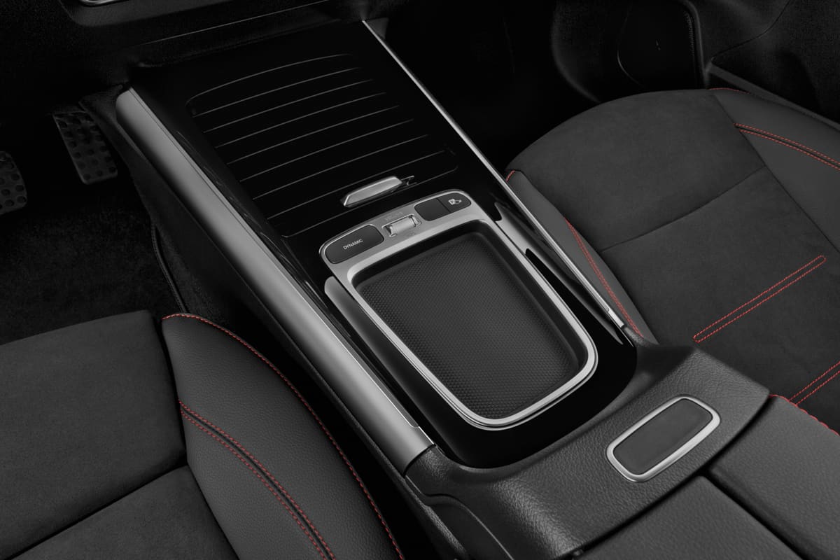 Schaltknüppel eines Mercedes B-Klasse Sports Tourer Plug-In-Hybrid