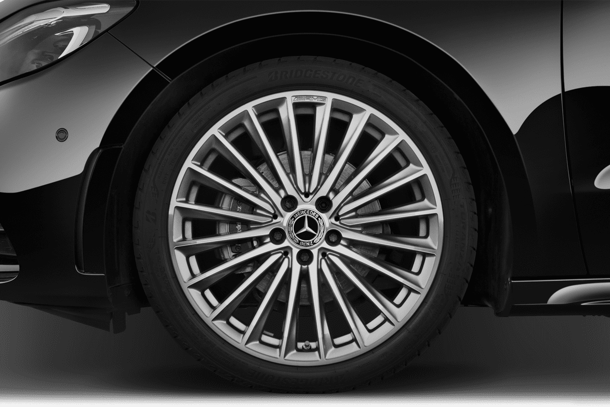 Radkappe oder Felge eines Mercedes B-Klasse Sports Tourer Plug-In-Hybrid