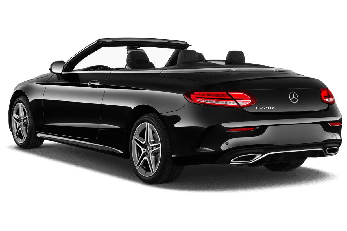 Schräge Heckansicht eines Mercedes C-Klasse All-Terrain, freigestellt