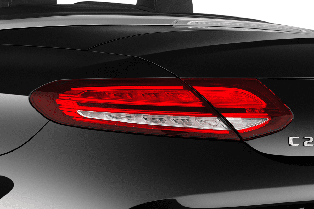 Heckleuchten eines Mercedes C-Klasse All-Terrain