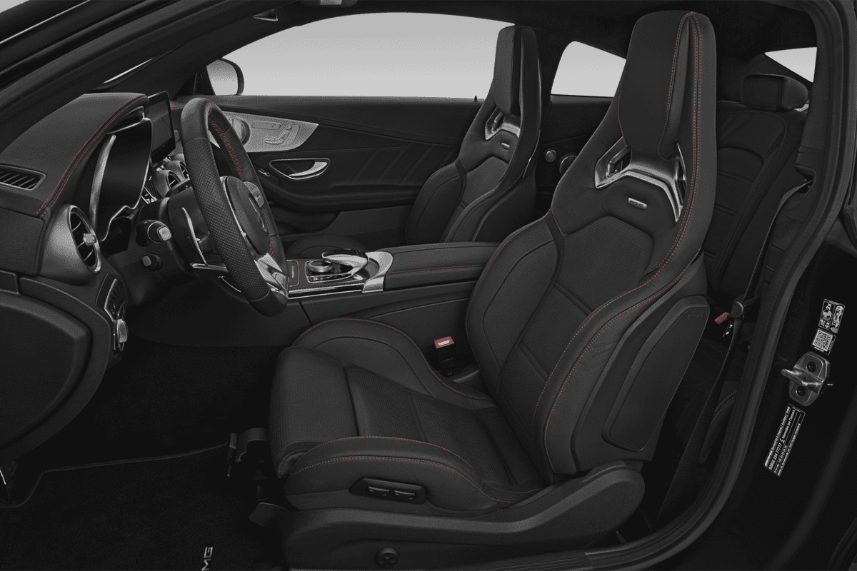 Vordersitze eines Mercedes C-Klasse Coupé