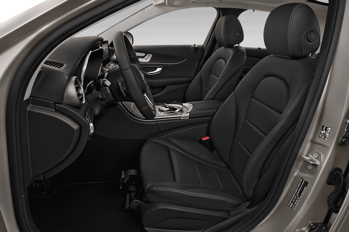 Vordersitze eines Mercedes C-Klasse Limousine Plug-in-Hybrid 