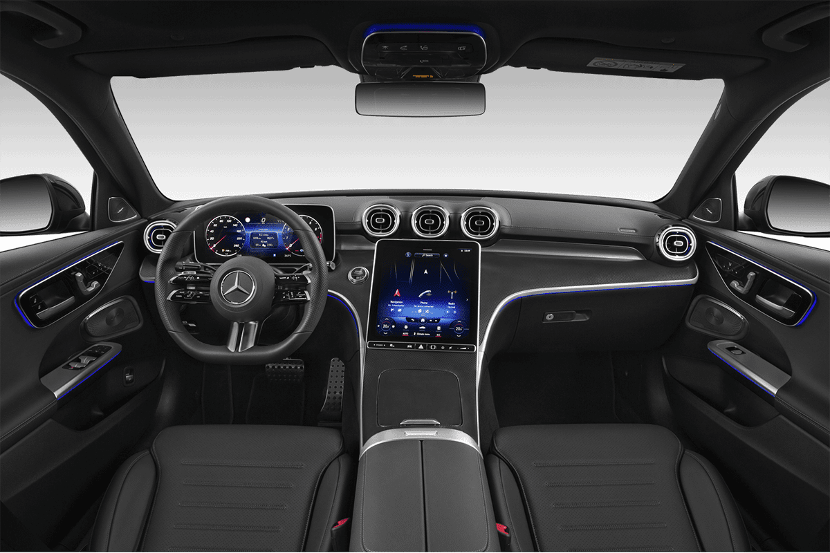 Armaturenbrett eines Mercedes C-Klasse Limousine 