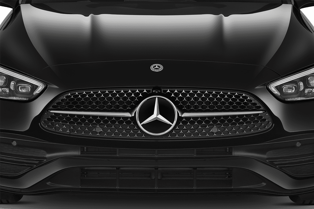 Kühlergrill eines Mercedes C-Klasse Limousine 