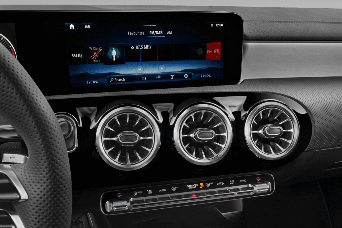 Audiosystem eines Mercedes CLA Shooting Brake