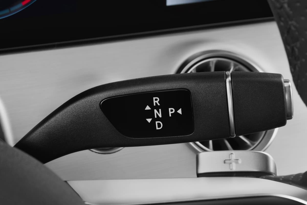 Schaltknüppel eines Mercedes E-Klasse Coupé