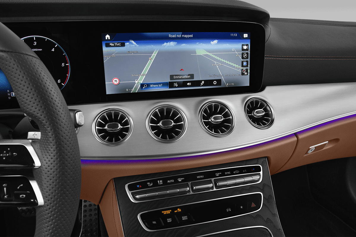 Mittelkonsole eines Mercedes E-Klasse Coupé