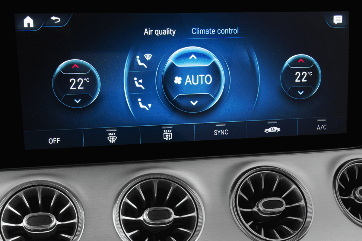 Klimasteuerung eines Mercedes E-Klasse Coupé