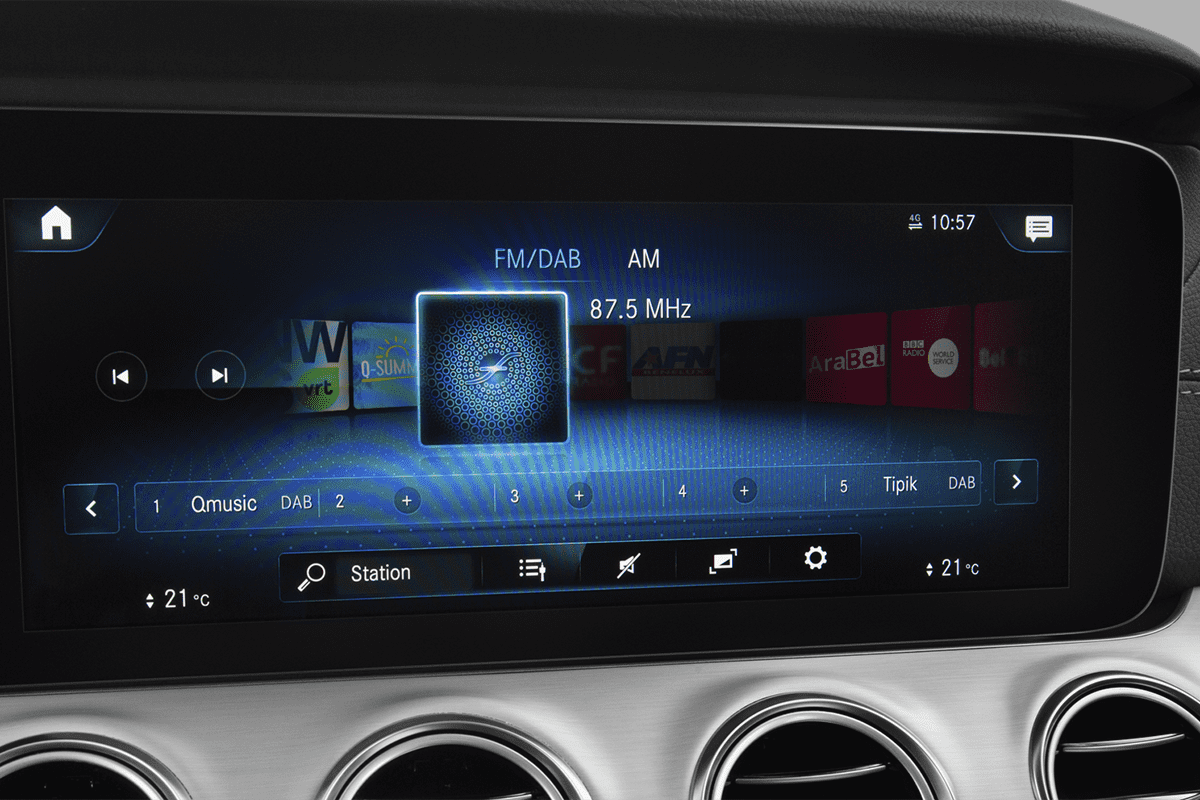 Audiosystem eines Mercedes E-Klasse T-Modell Plug-in-Hybrid