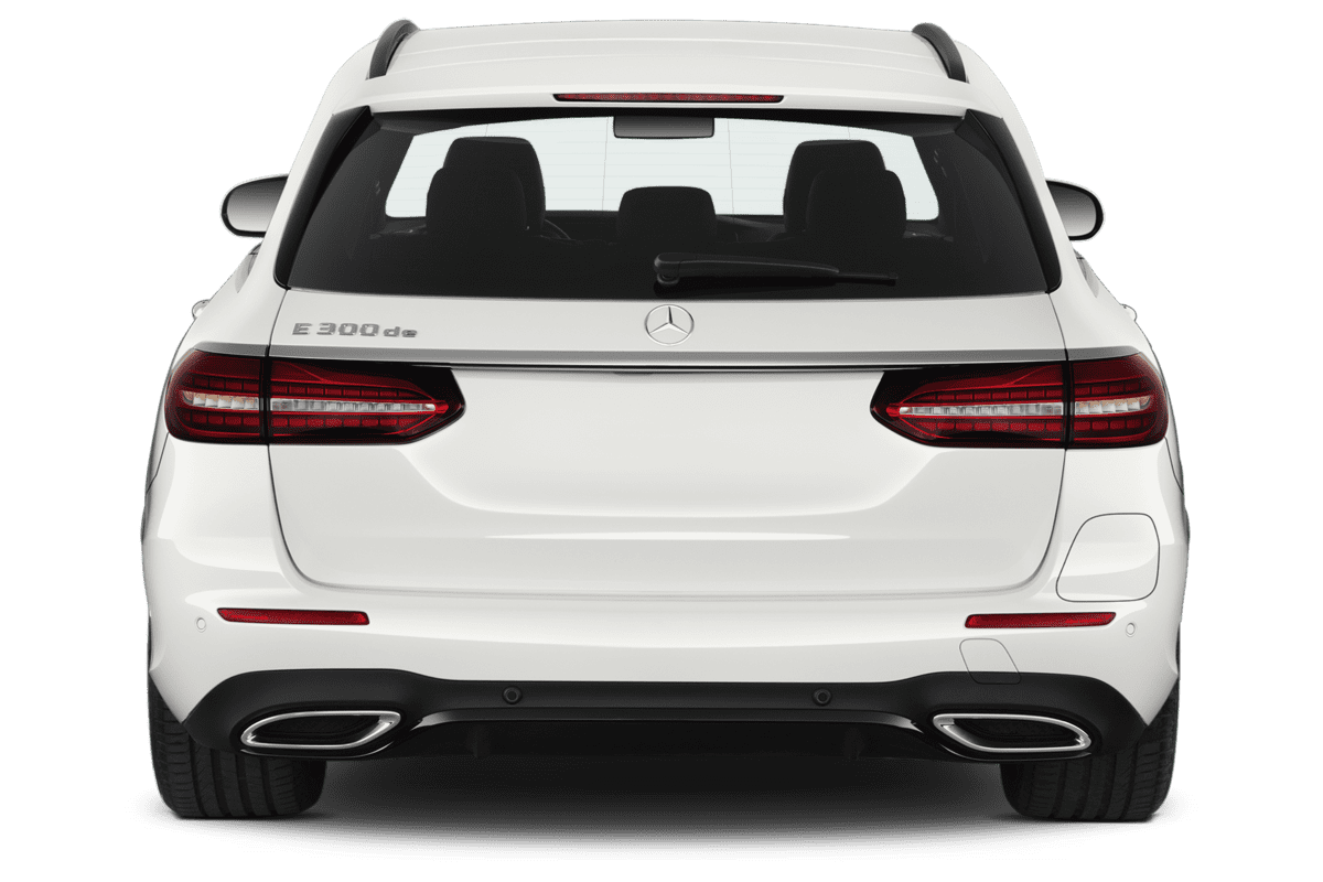 Heckansicht eines Mercedes E-Klasse T-Modell Plug-in-Hybrid