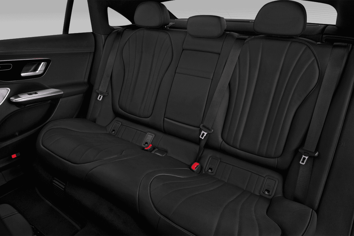 Rücksitzbank eines Mercedes EQE