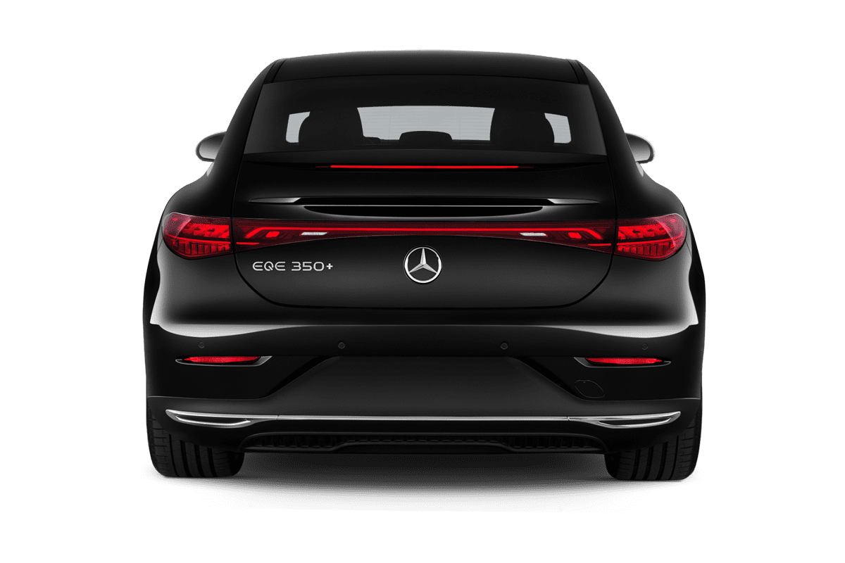 Heckansicht eines Mercedes EQE