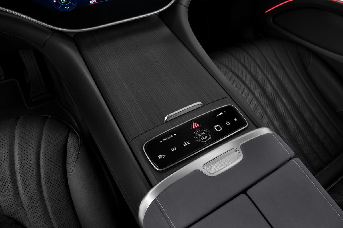 Schaltknüppel eines Mercedes EQS