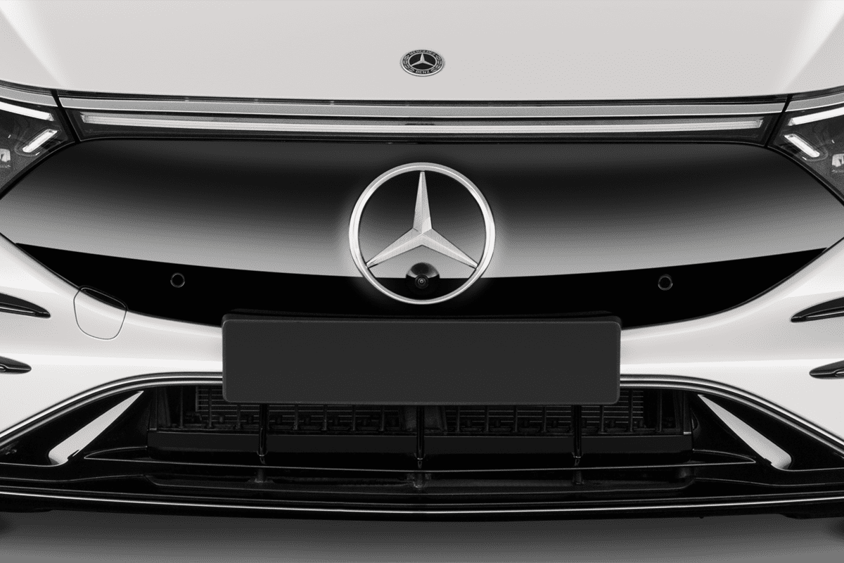 Kühlergrill eines Mercedes EQS