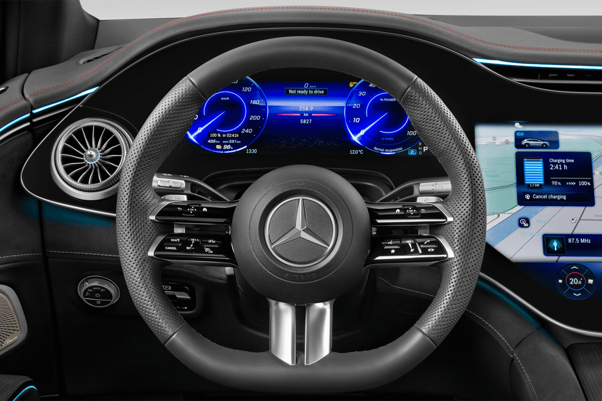 Lenkrad eines Mercedes EQS SUV