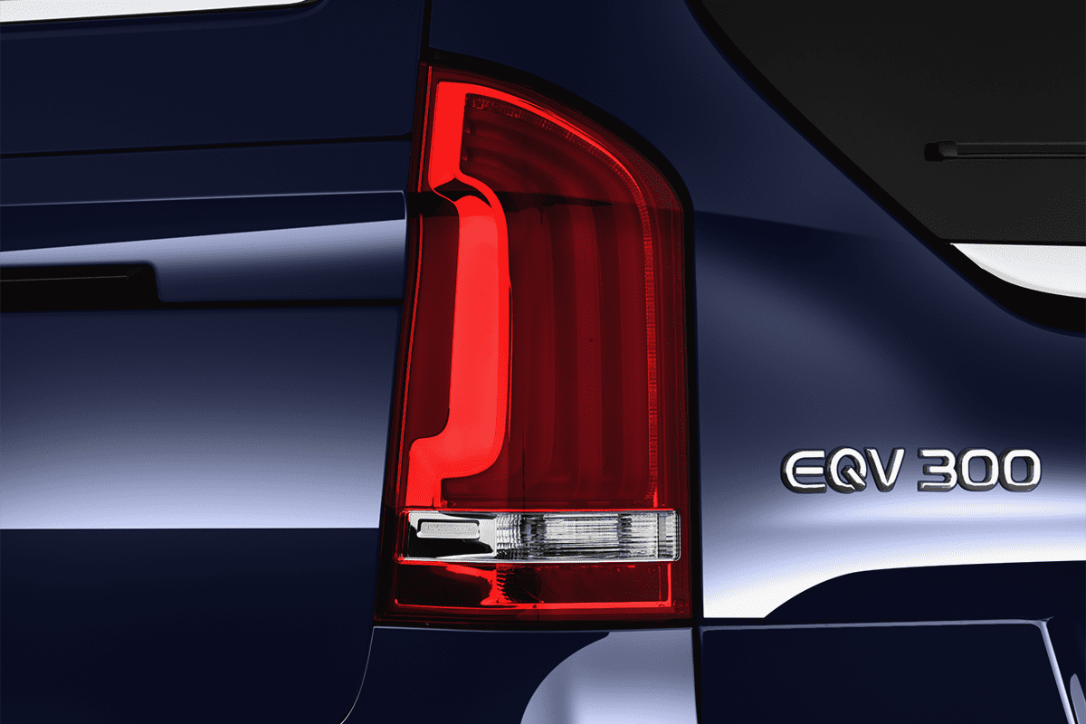 Heckleuchten eines Mercedes EQV