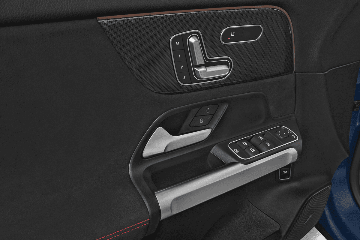 Türsteuerung eines Mercedes GLB