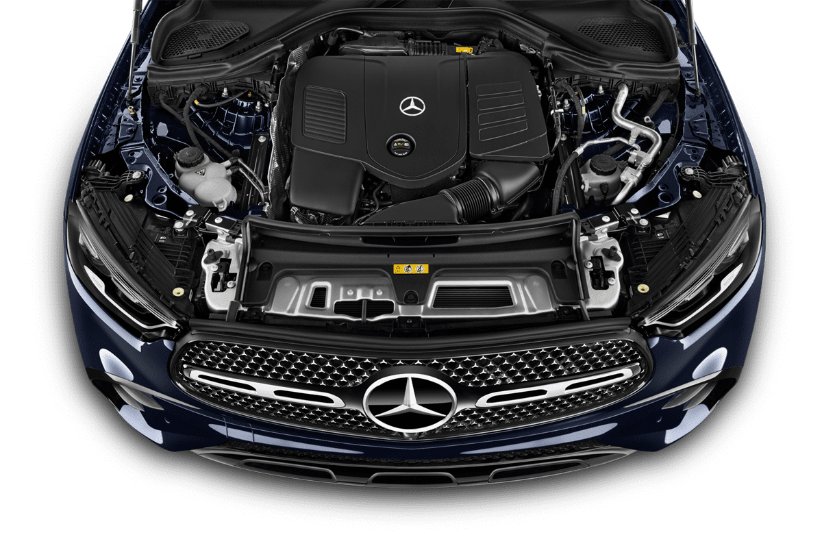 Motorraum eines Mercedes GLC
