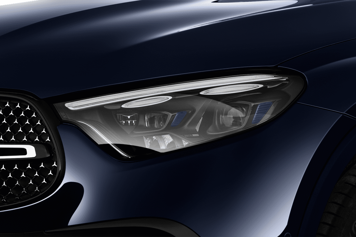 Frontscheinwerfer eines Mercedes GLC