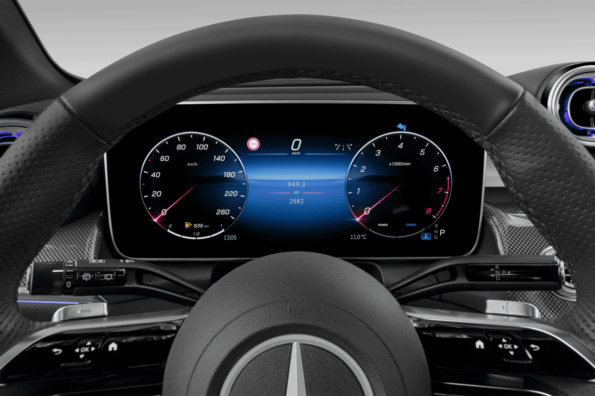 Kombiinstrument eines Mercedes GLC