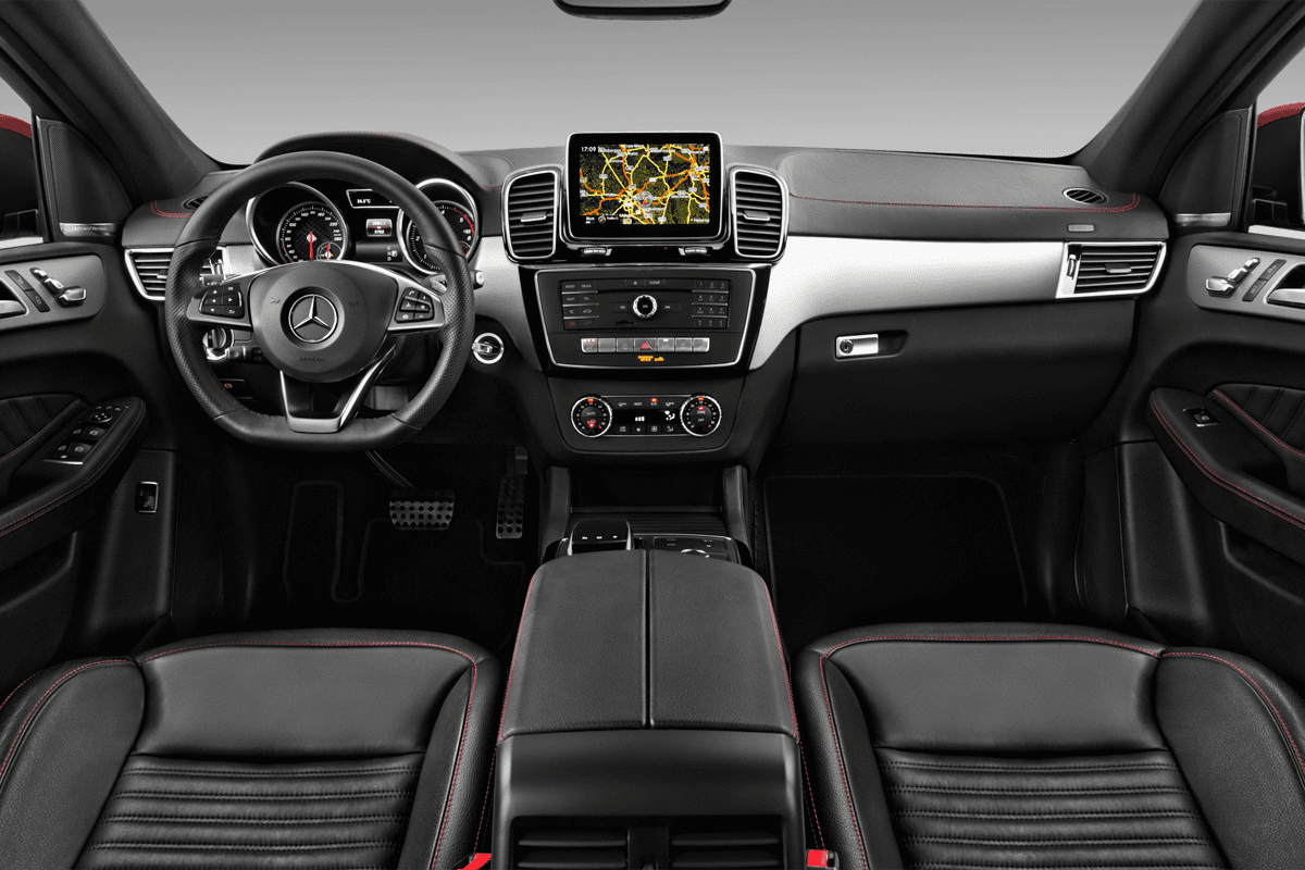 Armaturenbrett eines Mercedes GLE-Coupé