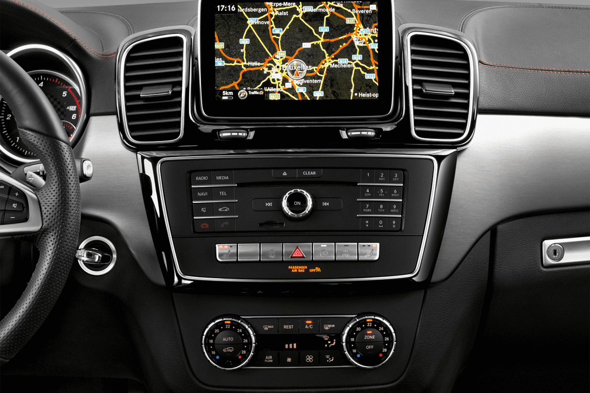 Mittelkonsole eines Mercedes GLE-Coupé