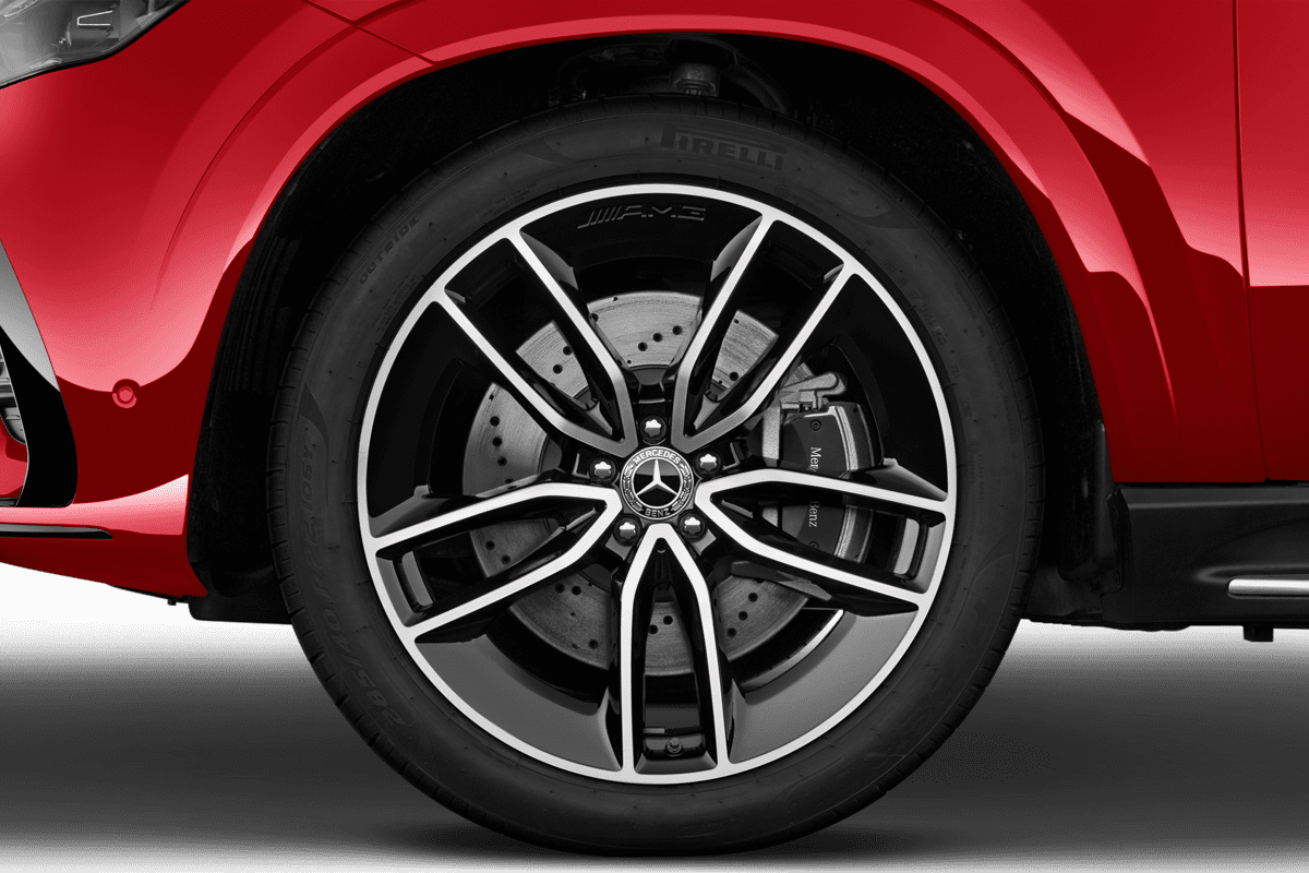 Radkappe oder Felge eines Mercedes GLE-Coupé Plug-in-Hybrid