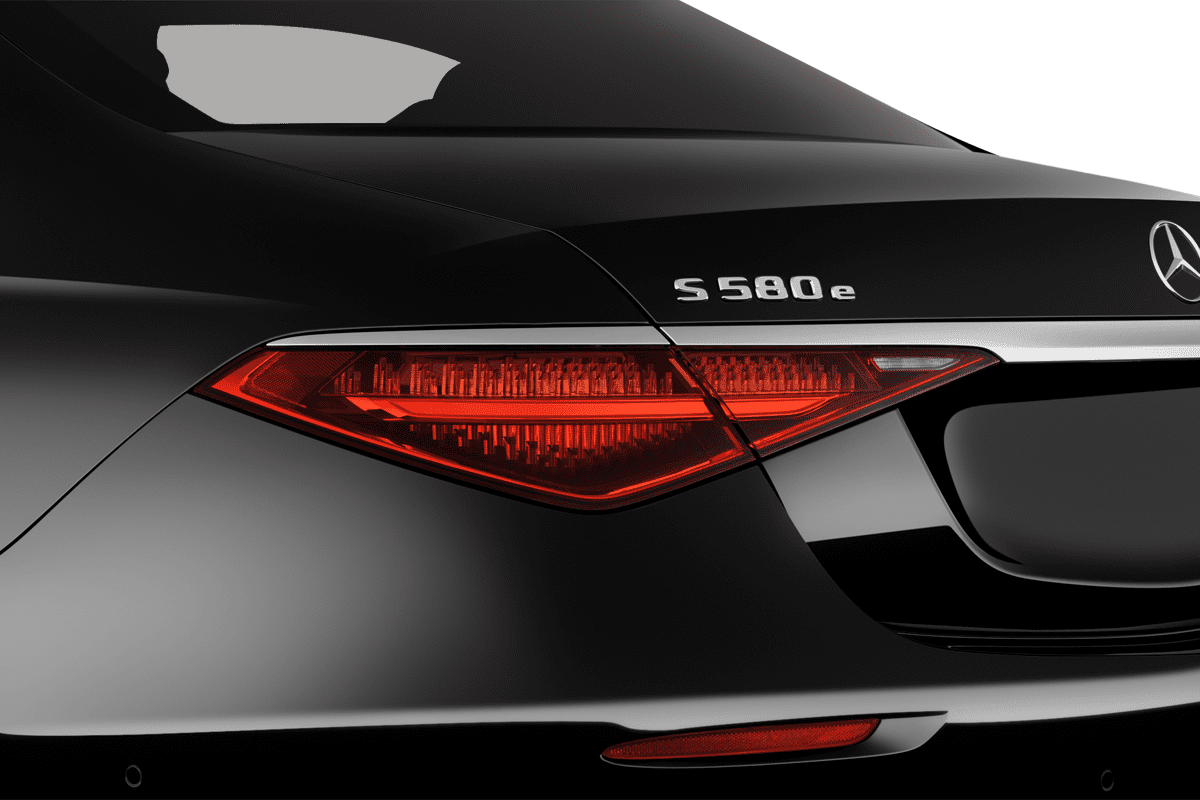 Heckleuchten eines Mercedes S-Klasse Plug-in-Hybrid