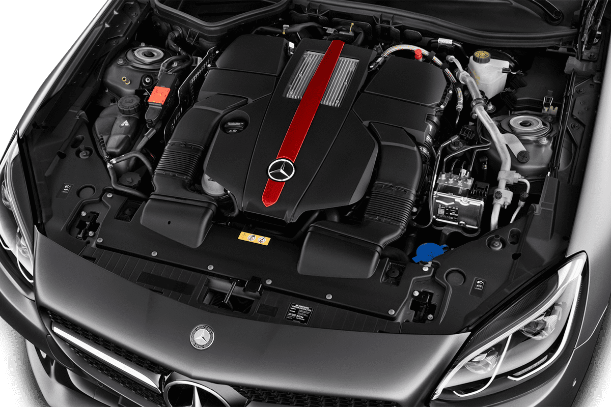 Motorraum eines Mercedes SLC