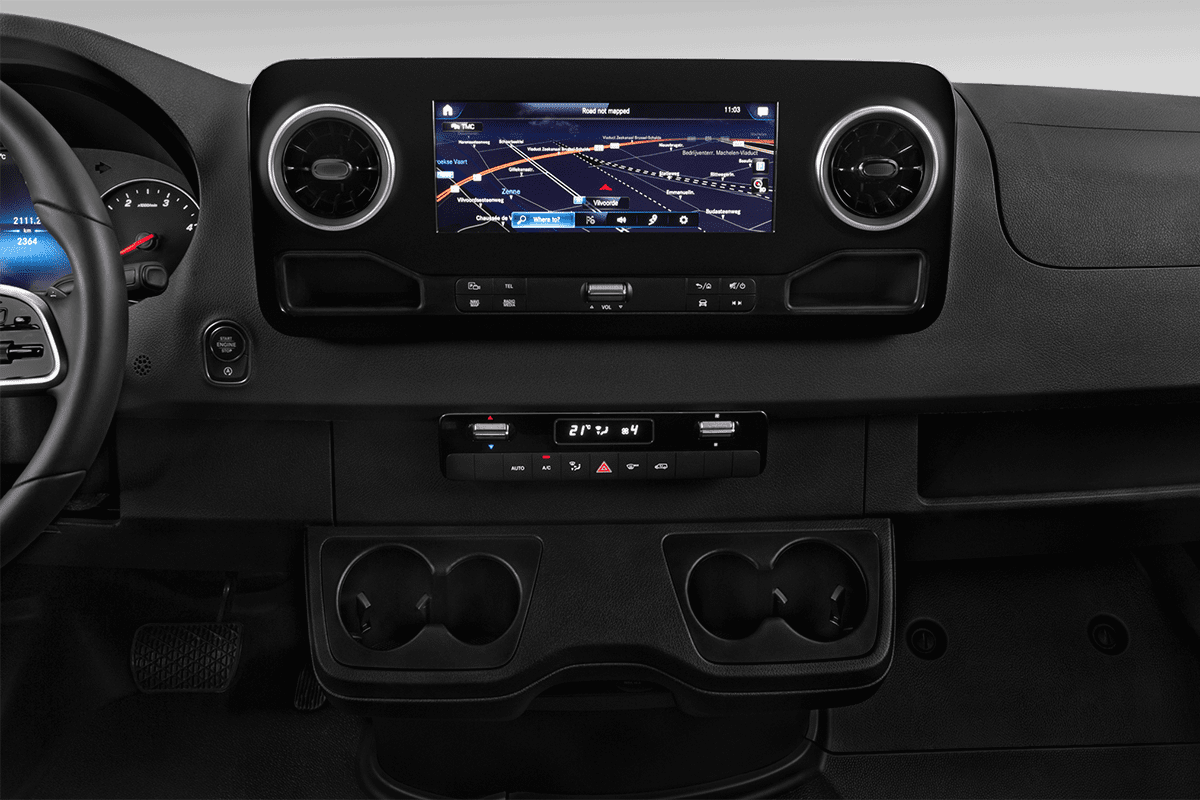 Mittelkonsole eines Mercedes Sprinter Kastenwagen