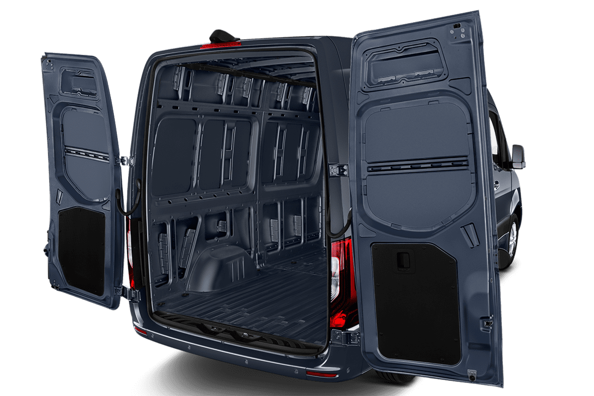 Kofferraum eines Mercedes Sprinter Kastenwagen