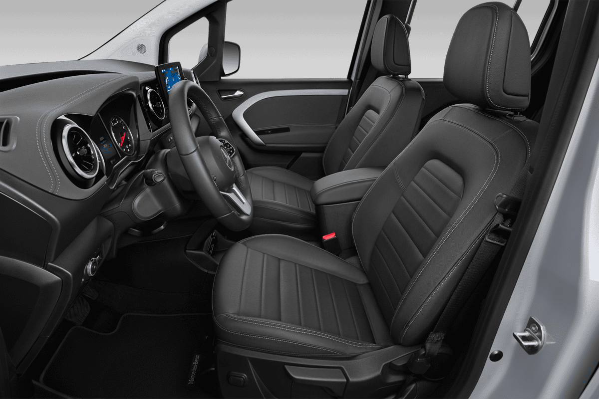 Vordersitze eines Mercedes T-Klasse