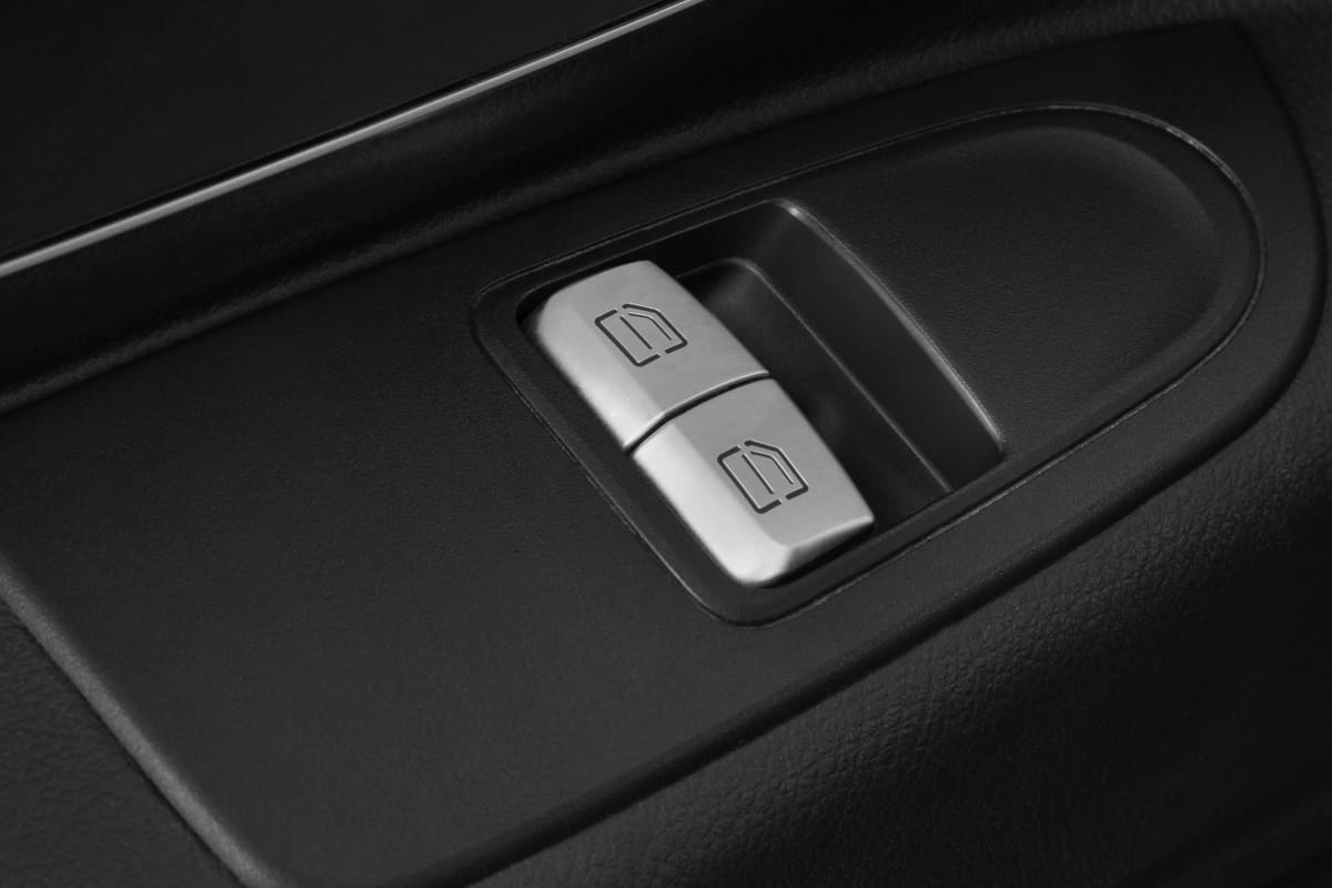 Türsteuerung eines Mercedes Vito Kastenwagen