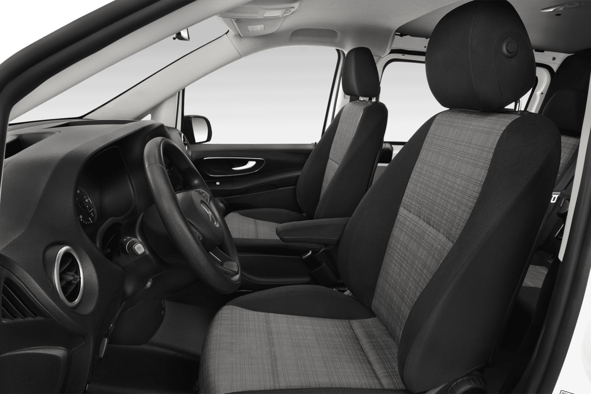 Vordersitze eines Mercedes Vito Kastenwagen