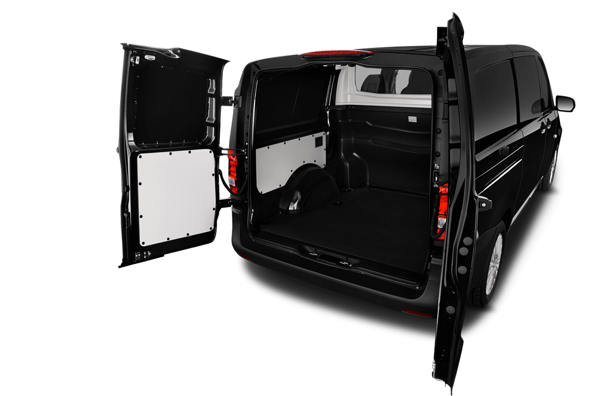 Kofferraum eines Mercedes Vito Mixto