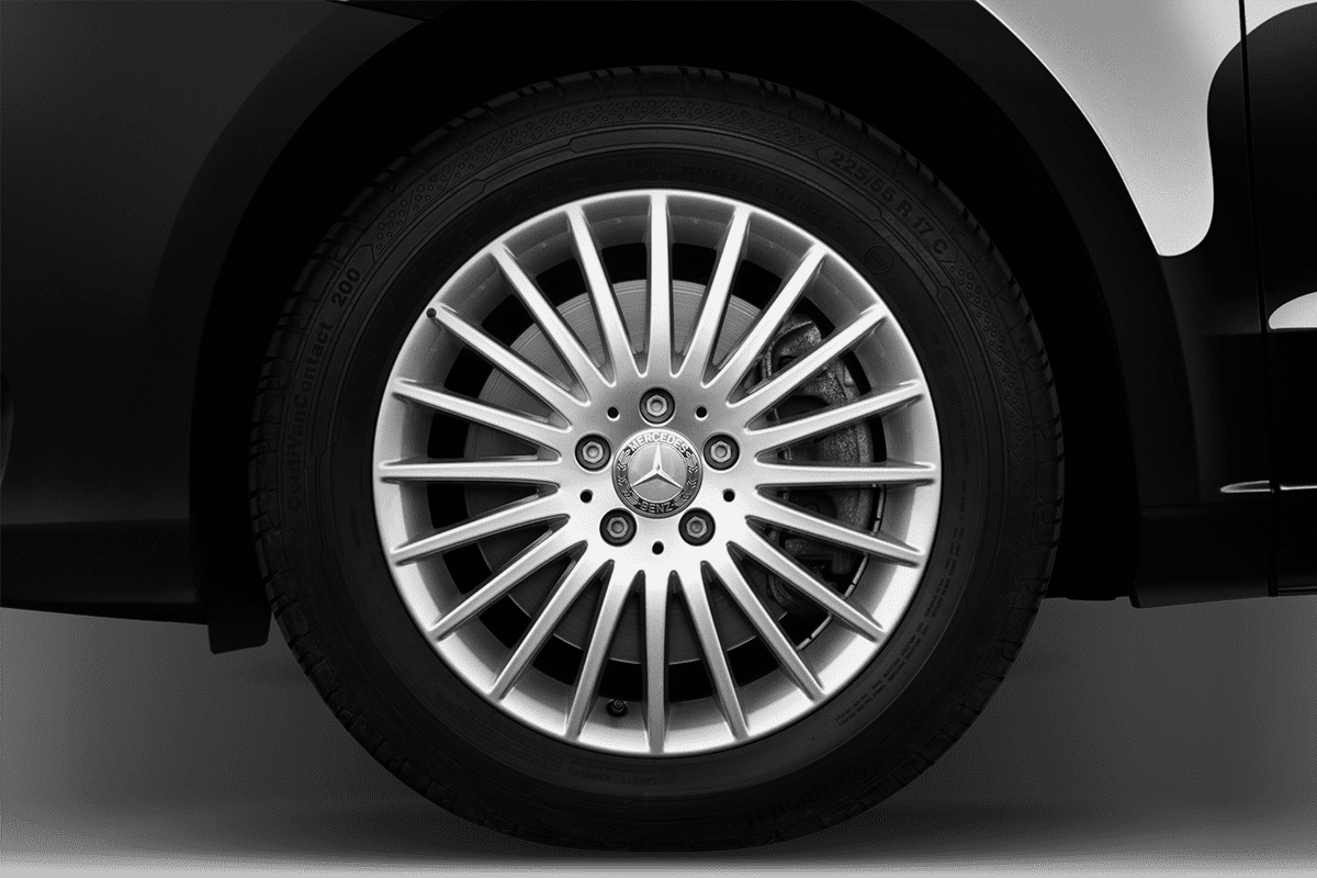 Radkappe oder Felge eines Mercedes Vito Mixto