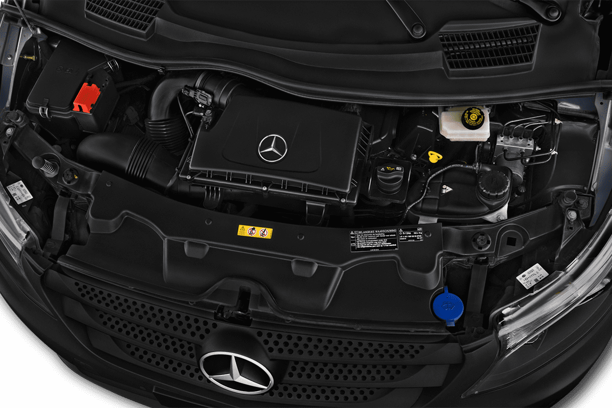 Motorraum eines Mercedes eVito Tourer
