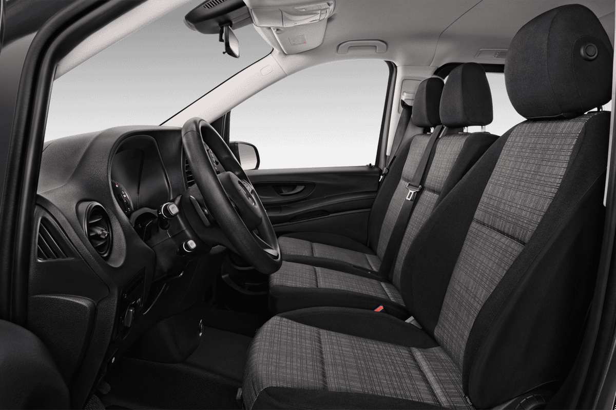 Vordersitze eines Mercedes eVito Tourer