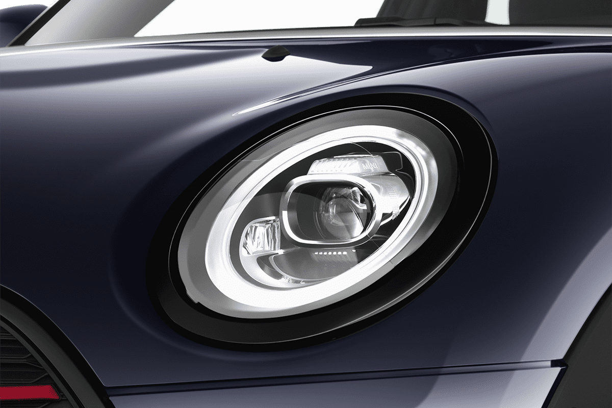 Frontscheinwerfer eines MINI Clubman John Cooper Works