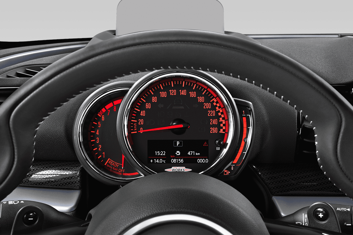 Kombiinstrument eines MINI Clubman John Cooper Works