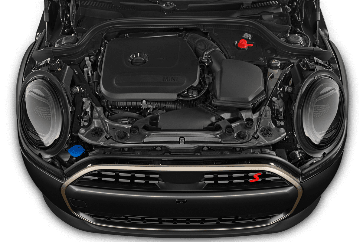 Motorraum eines MINI Cooper 3-Türer