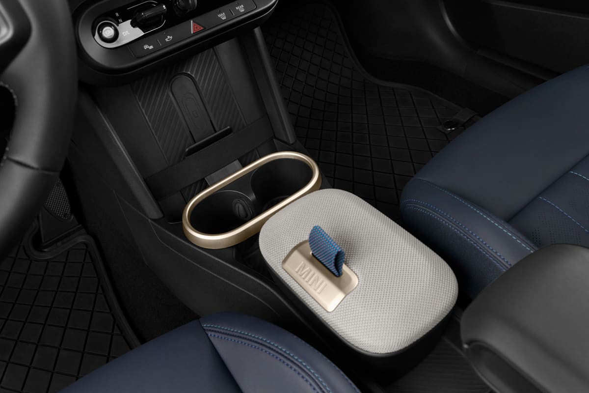 Schaltknüppel eines MINI Cooper 3-Türer