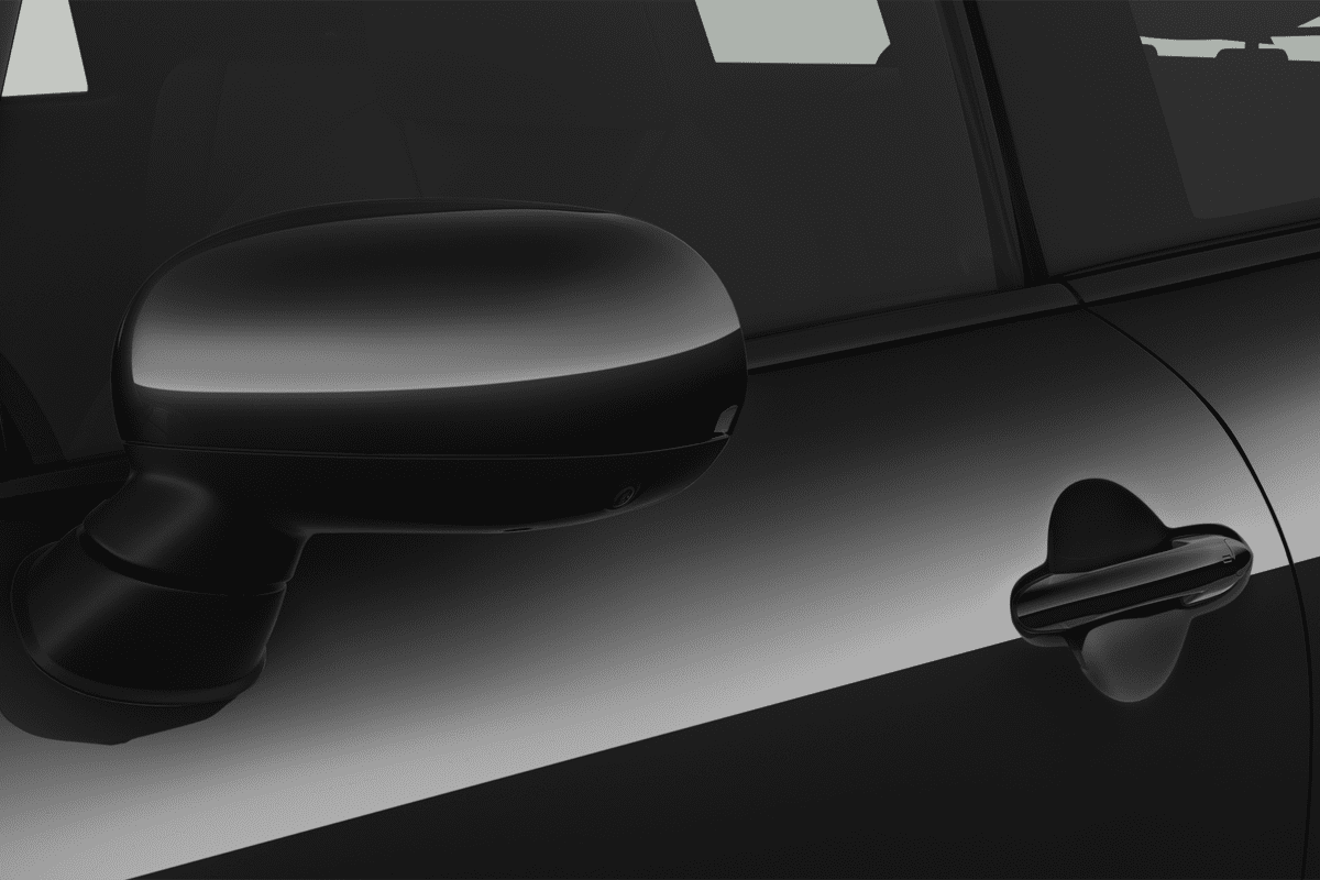 Rückspiegel eines MINI Cooper 3-Türer