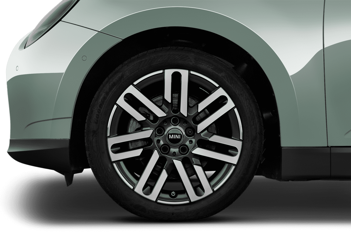 Radkappe oder Felge eines MINI Cooper Electric 
